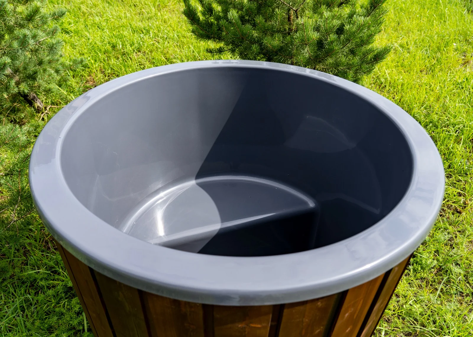 Bain froid rond : vue de la cuve